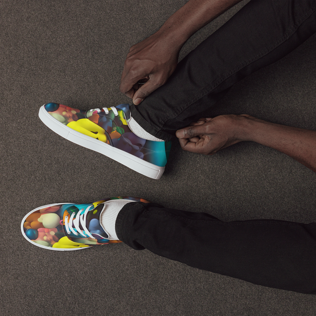 Men's Lace-Up Canvas Shoes - Bubble Pop Art