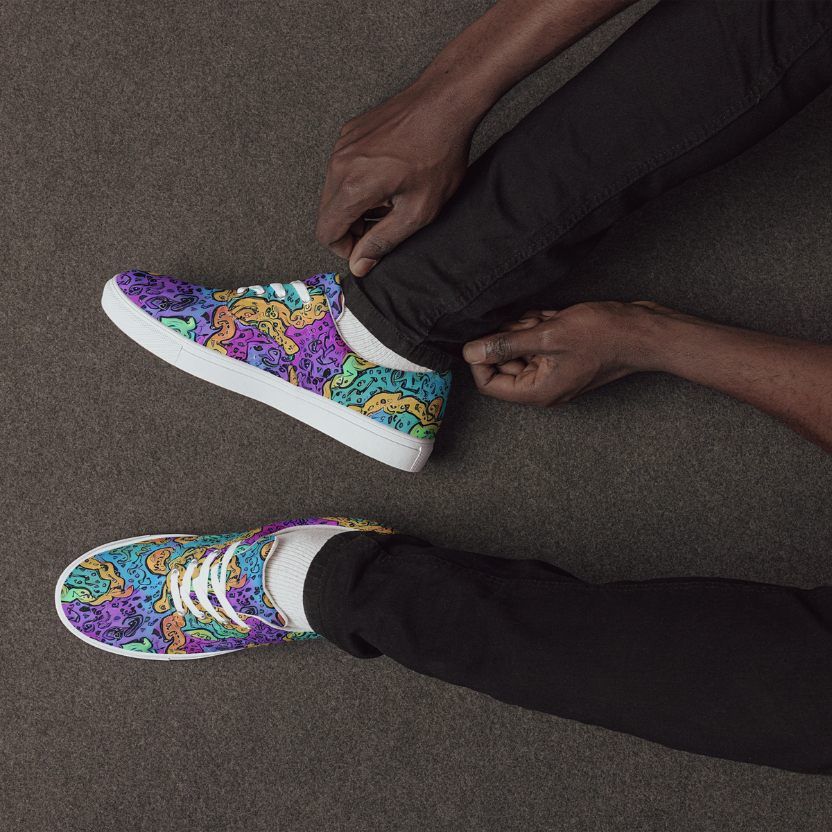 Men's Lace-Up Canvas Shoes - Intergalactic Graffiti
