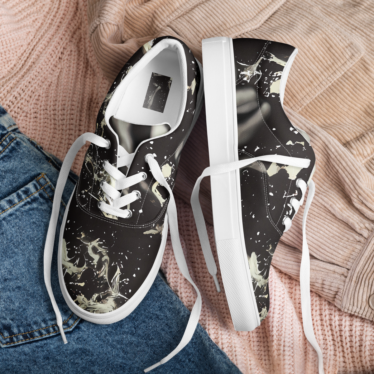 Women's Lace-Up Canvas Shoes - Newton's Silhouette